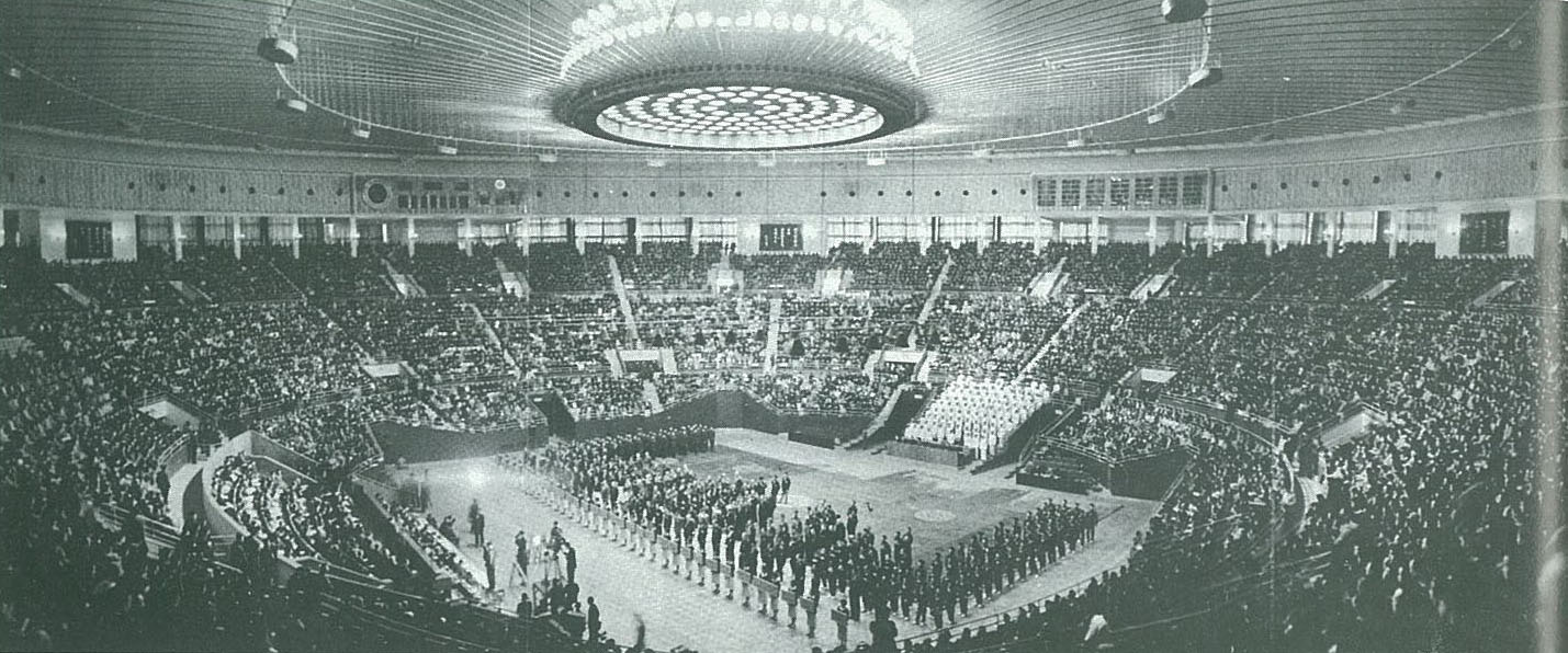 19614,26ƹڱУͼΪĻʽ龰